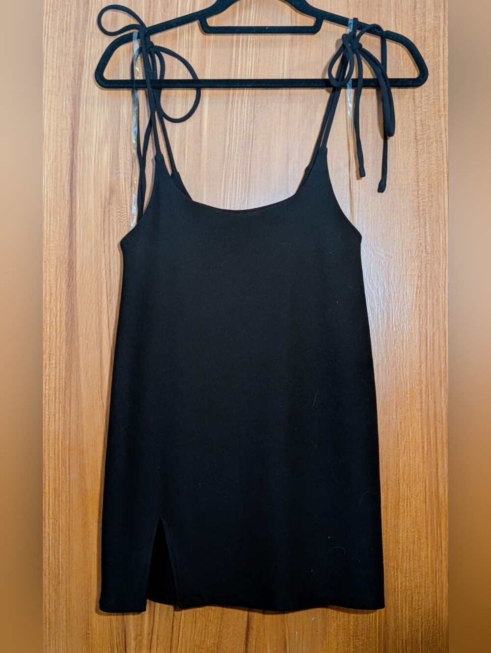Fashion Nova Size Large Solid Black Scoop Neck Tie Strap Tank Pullover Zip Back